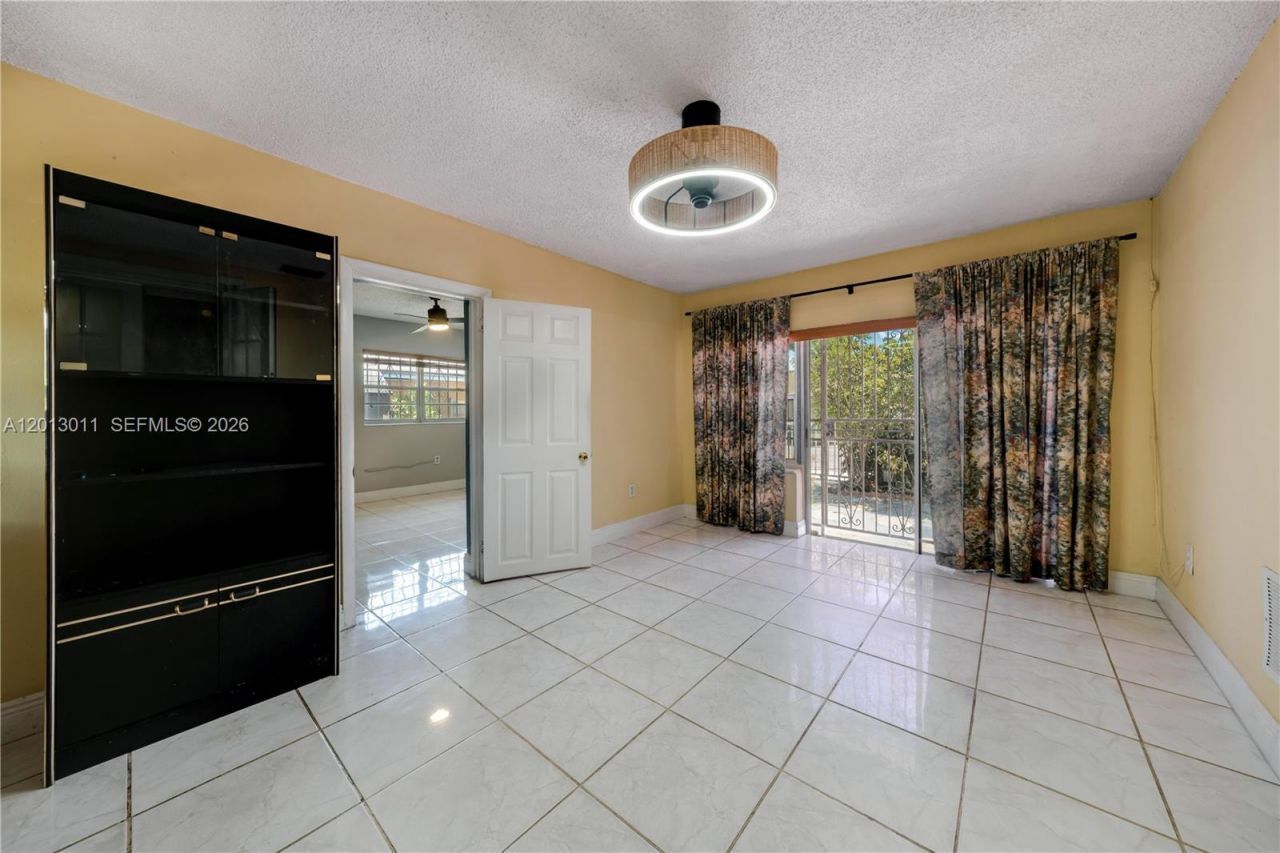444 SW 36th Ave, Miami, FL 33135 Photo