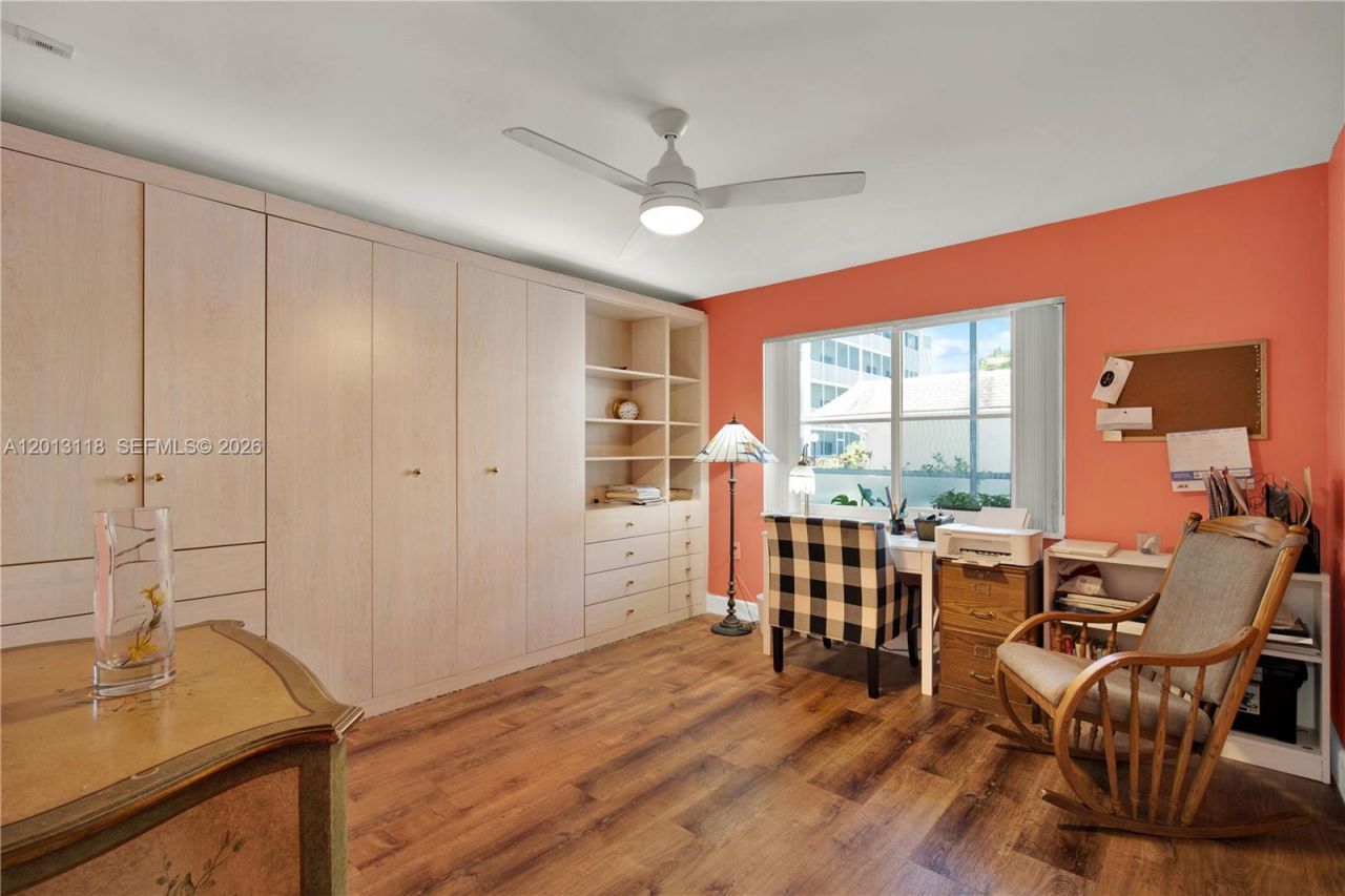 1516 S Lakeside Dr, Unit 105, Lake Worth, FL 33460 Photo