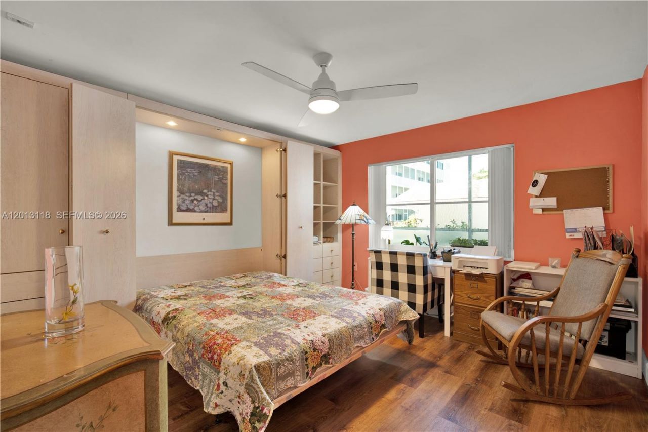 1516 S Lakeside Dr, Unit 105, Lake Worth, FL 33460 Photo