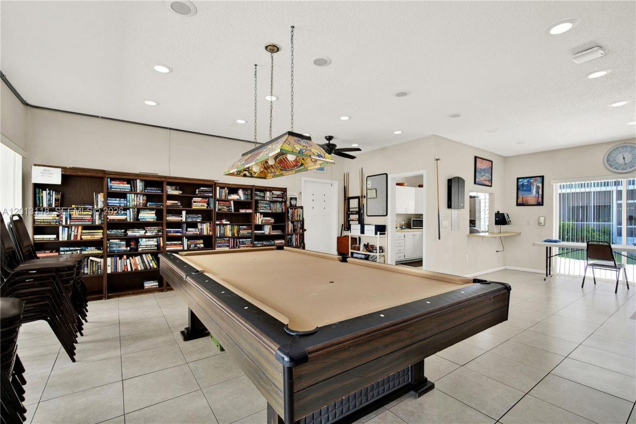 1516 S Lakeside Dr, Unit 105, Lake Worth, FL 33460 Photo
