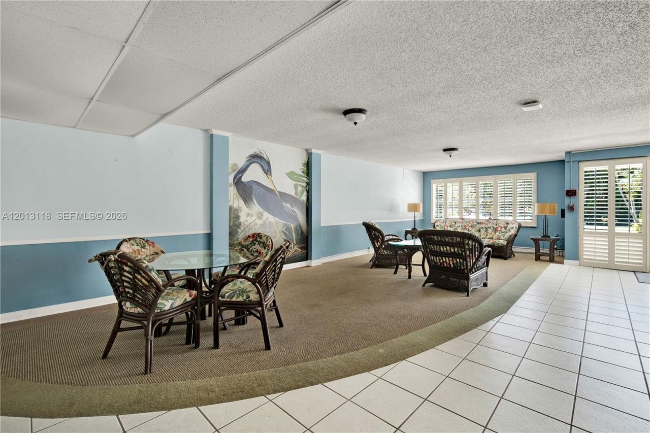 1516 S Lakeside Dr, Unit 105, Lake Worth, FL 33460 Photo