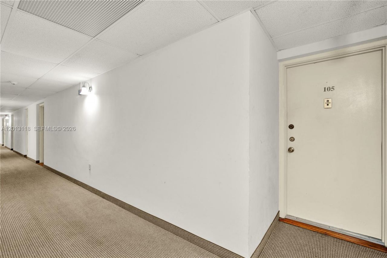 1516 S Lakeside Dr, Unit 105, Lake Worth, FL 33460 Photo