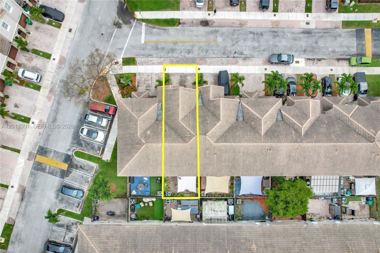 9354 SW 220th St, Cutler Bay, FL 33190 Photo