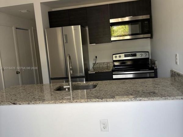 423 E 27th St , Unit 101, Hialeah, FL 33013