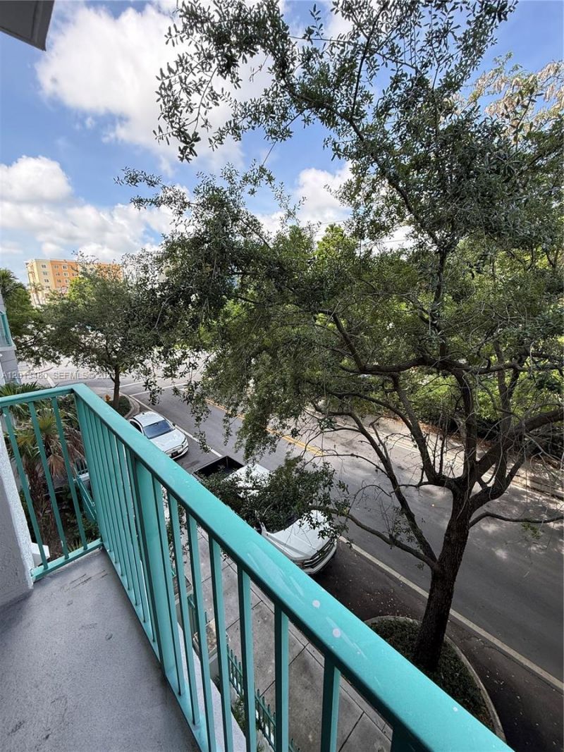 6001 SW 70th St , Unit 339, South Miami, FL 33143 Photo