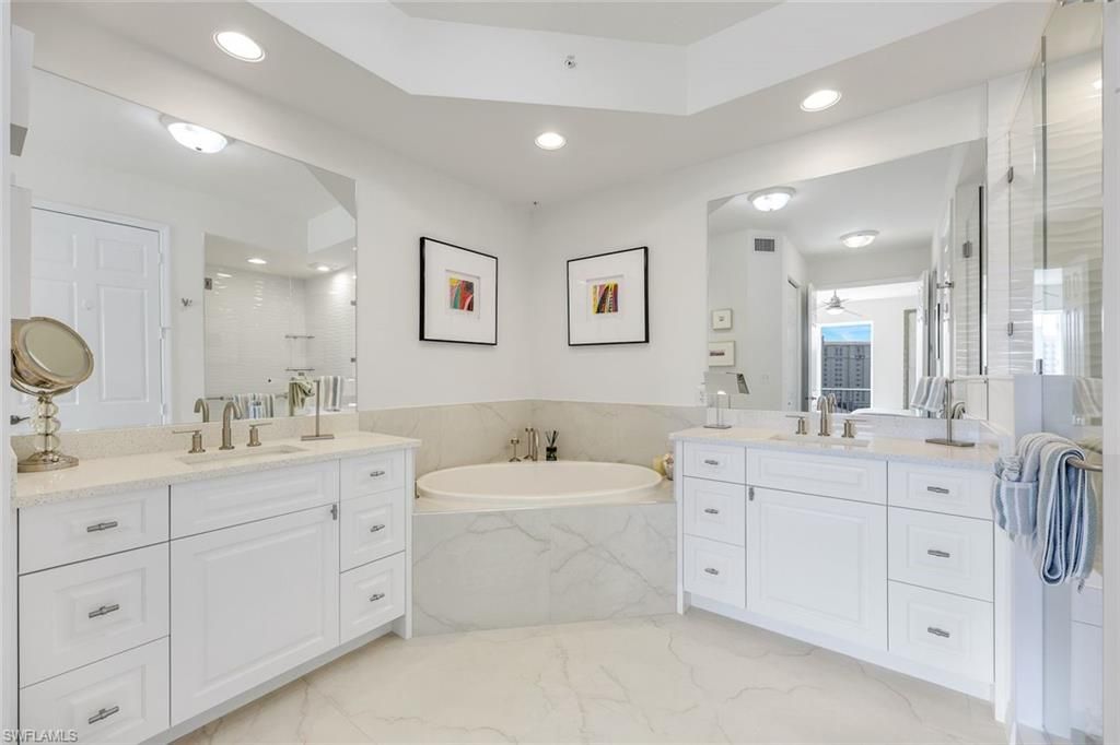 400 Flagship Dr , Unit 902, Naples, FL 34108 Photo