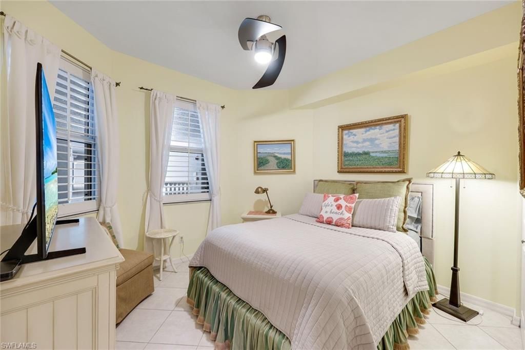 400 Flagship Dr , Unit 902, Naples, FL 34108 Photo