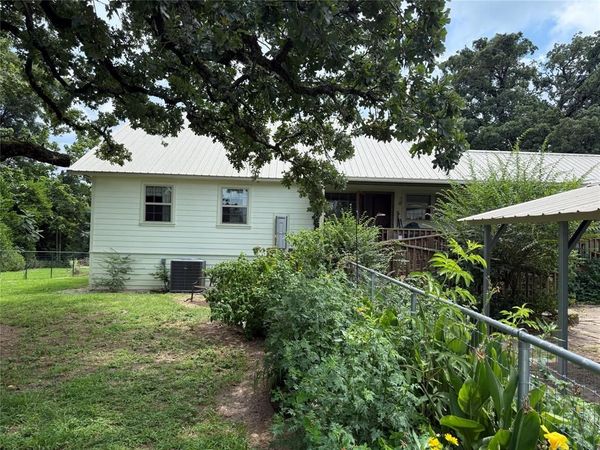1014 Greenwood Street, Winnsboro, TX 75494