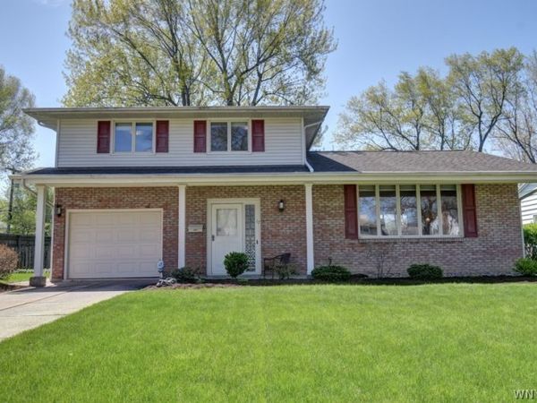 17 Willow Green Drive , Amherst, NY 14228