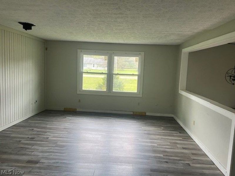 11930 Woodin Road, Chardon, OH 44024 Photo 4