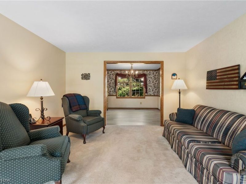 1675 Chatham Avenue NE, North Canton, OH 44720 Photo 14