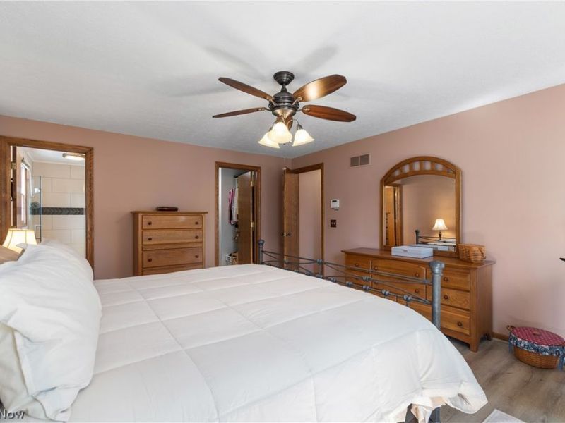 1675 Chatham Avenue NE, North Canton, OH 44720 Photo 19