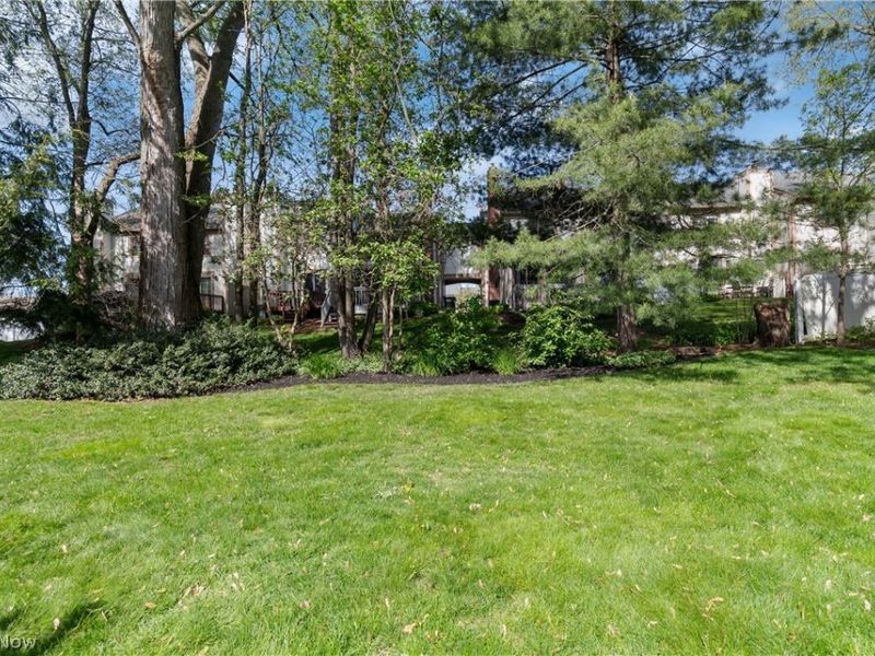1675 Chatham Avenue NE, North Canton, OH 44720 Photo 34