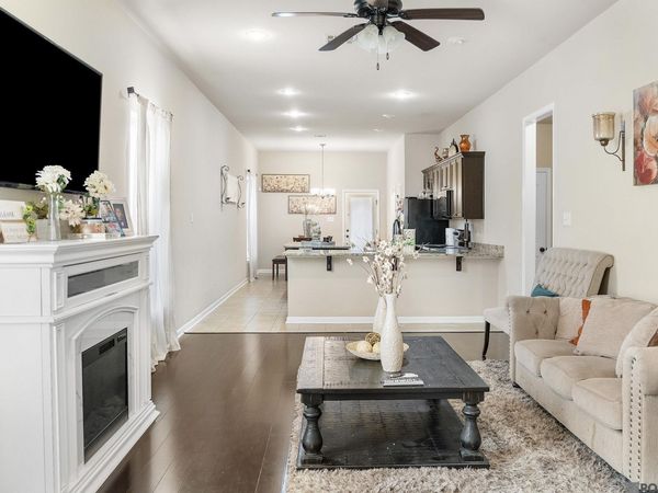 1772 Shadowbrush Way, St Gabriel, LA 70776
