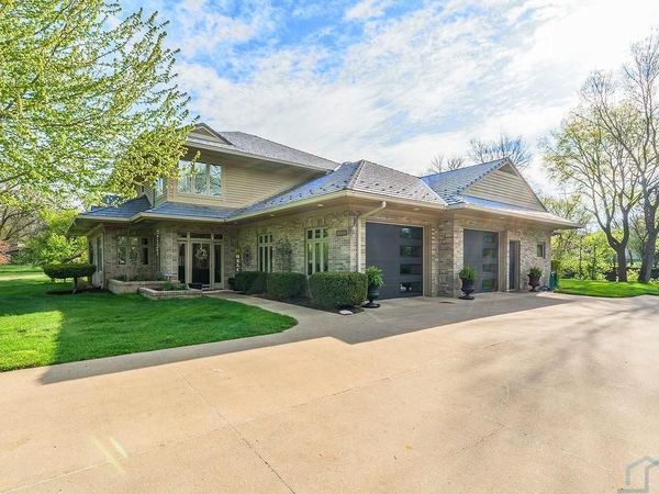 4428 PERRY WAY, Sioux City, IA 51104