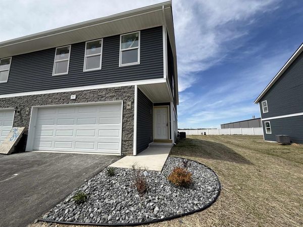 307 Alberts Drive, Belleville, WI 53508