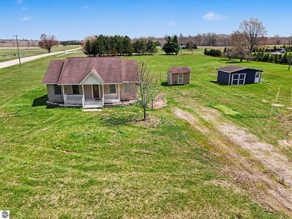 980 Stevens Road N, Lake City, MI 49651