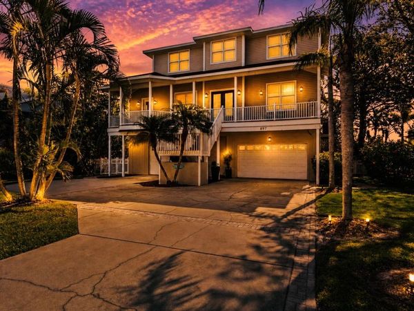 897 POINT SEASIDE DRIVE , CRYSTAL BEACH, FL 34681