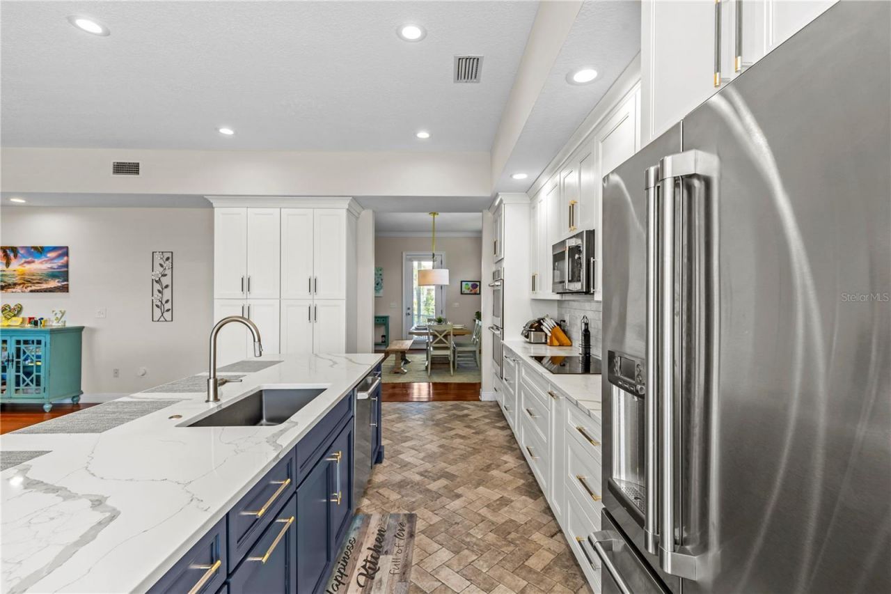 897 Point Seaside Drive, Crystal Beach, FL 34681 Photo