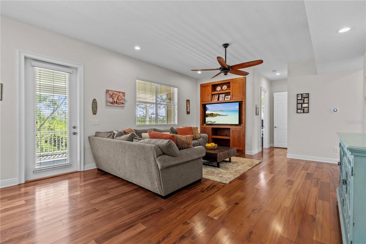 897 Point Seaside Drive, Crystal Beach, FL 34681 Photo