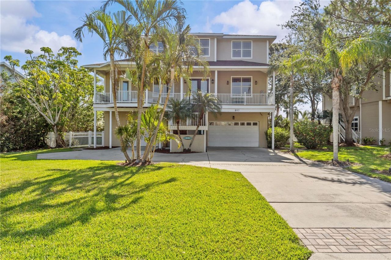 897 Point Seaside Drive, Crystal Beach, FL 34681 Photo