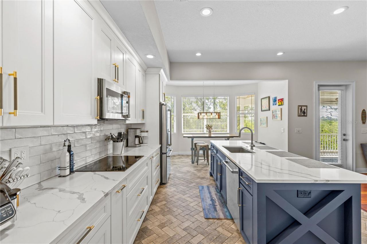 897 Point Seaside Drive, Crystal Beach, FL 34681 Photo