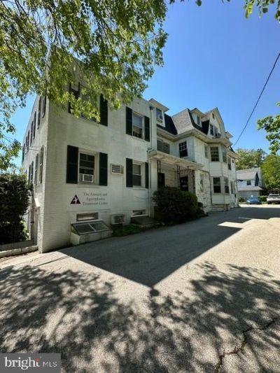 110-112 BALA AVENUE , BALA CYNWYD, PA 19004