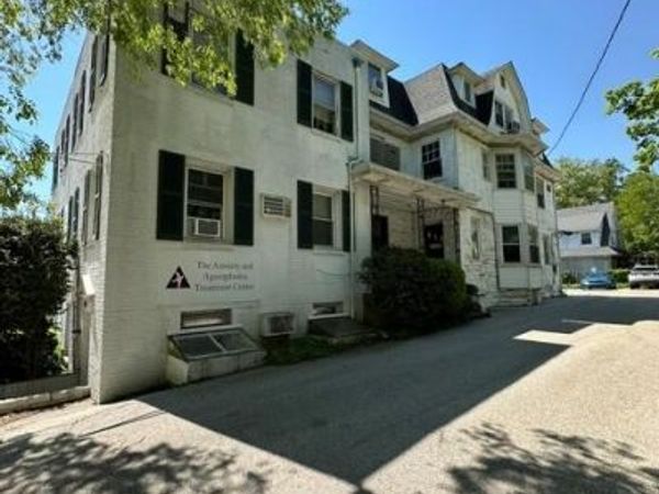 110-112 BALA AVENUE , BALA CYNWYD, PA 19004