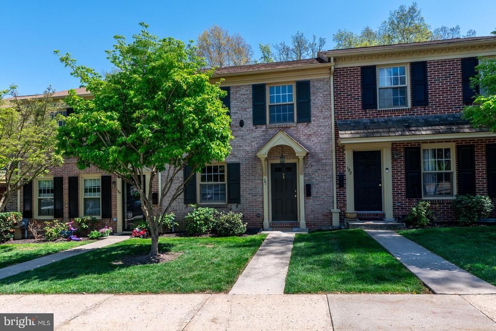 181 ROBODA BOULEVARD , ROYERSFORD, PA 19468
