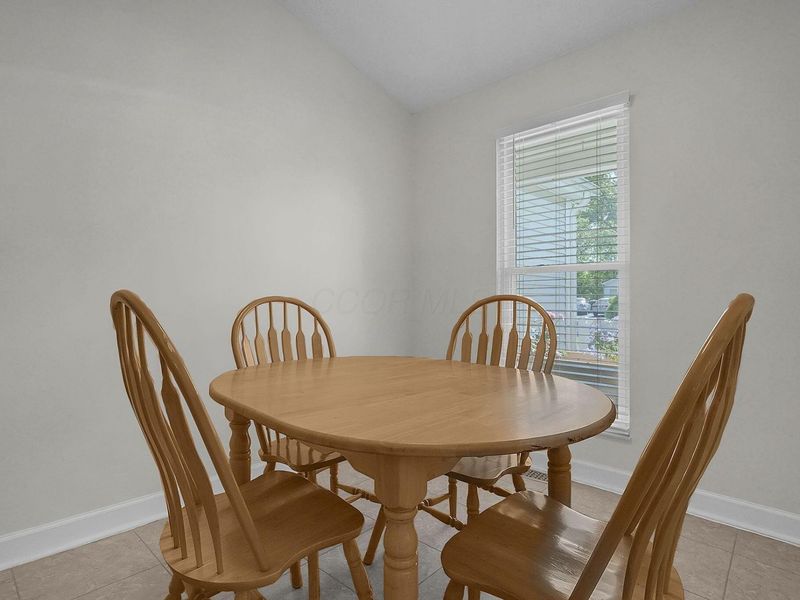 8648 Seabright Drive, Powell, OH 43065 Photo 15