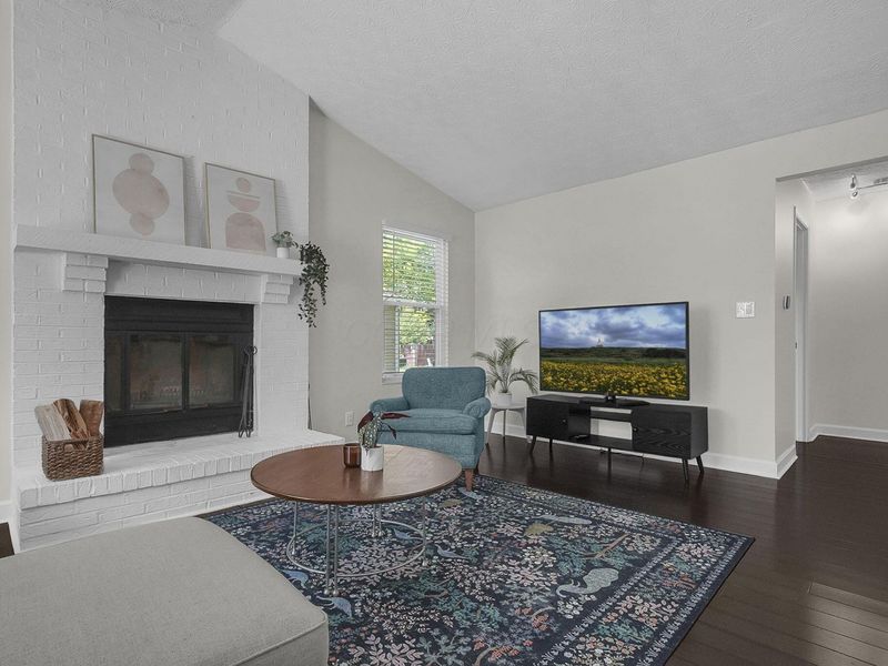 8648 Seabright Drive, Powell, OH 43065 Photo 3