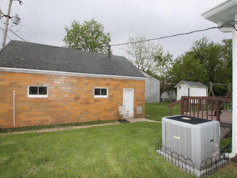 1639 Meriline Avenue , Obetz, OH 43207 Photo 6