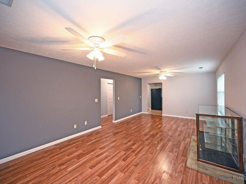 26 Floral Avenue, Pierce Twp, OH 45102 Photo 12