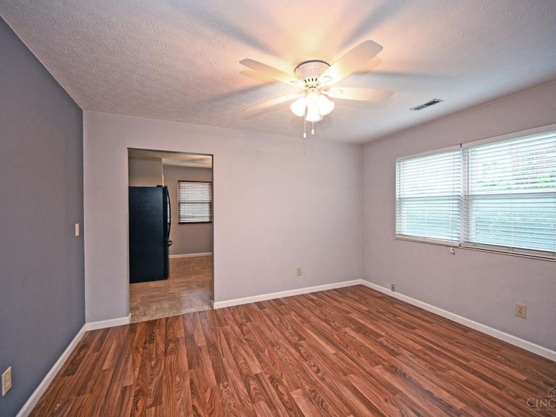 26 Floral Avenue, Pierce Twp, OH 45102 Photo 13