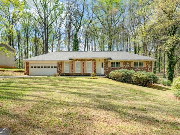 155 King David Drive SW, Lilburn, GA 30047
