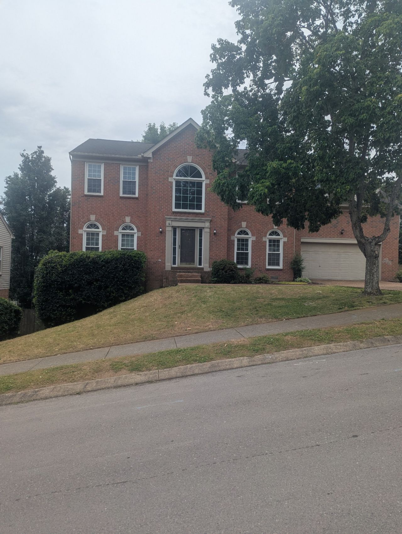 1301 Buckingham Cir , Franklin, TN 37064 Main Photo