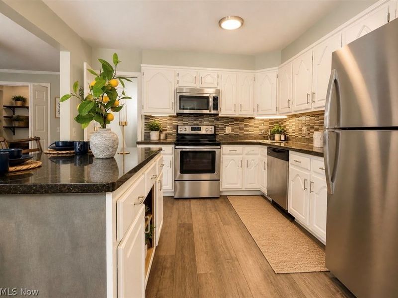 21 Cherry Hills Drive , Belpre, OH 45714 Photo 7