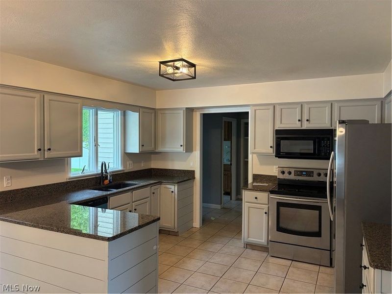6465 Tara Drive, Poland, OH 44514 Photo 18