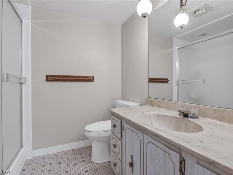 4849 Grace Road, Unit 122, North Olmsted, OH 44070 Photo 20