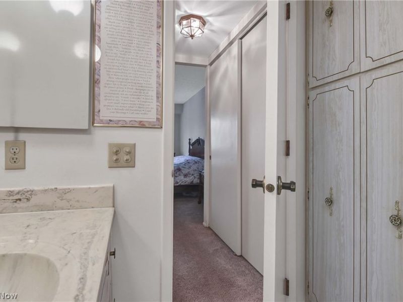 4849 Grace Road, Unit 122, North Olmsted, OH 44070 Photo 21