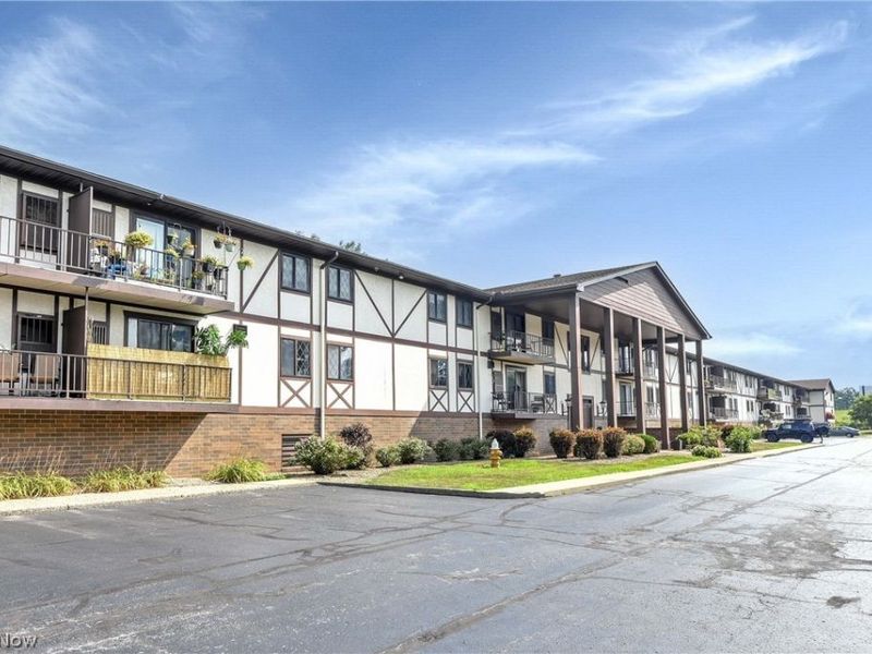 4849 Grace Road, Unit 122, North Olmsted, OH 44070 Photo 23