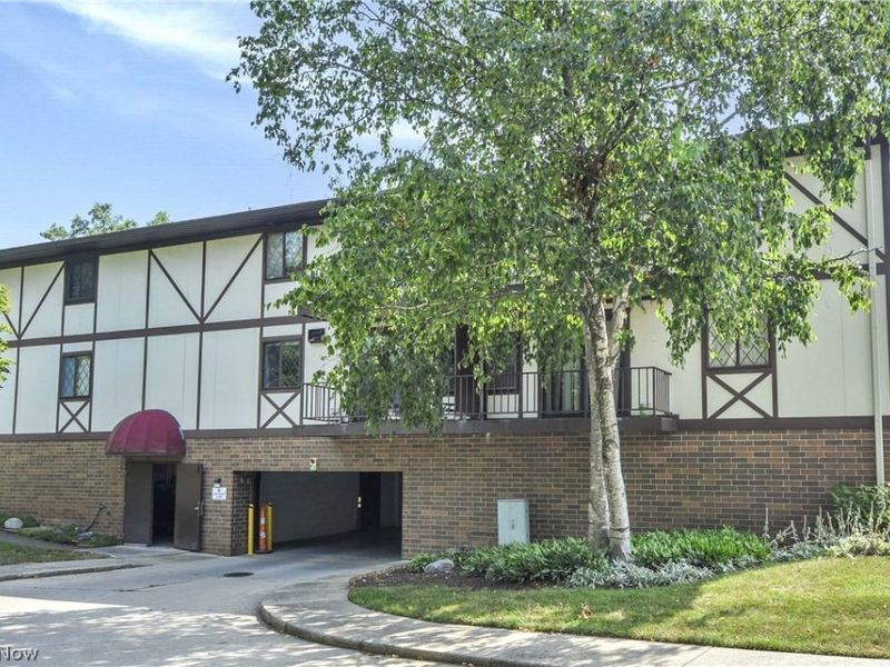 4849 Grace Road, Unit 122, North Olmsted, OH 44070 Photo 28