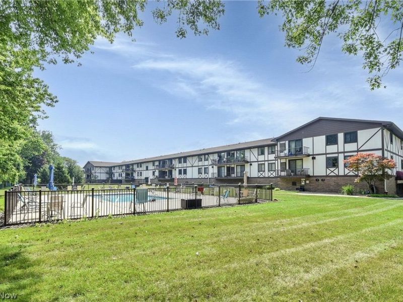 4849 Grace Road, Unit 122, North Olmsted, OH 44070 Photo 29
