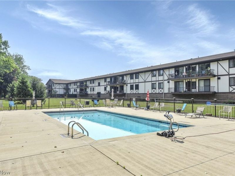 4849 Grace Road, Unit 122, North Olmsted, OH 44070 Photo 30
