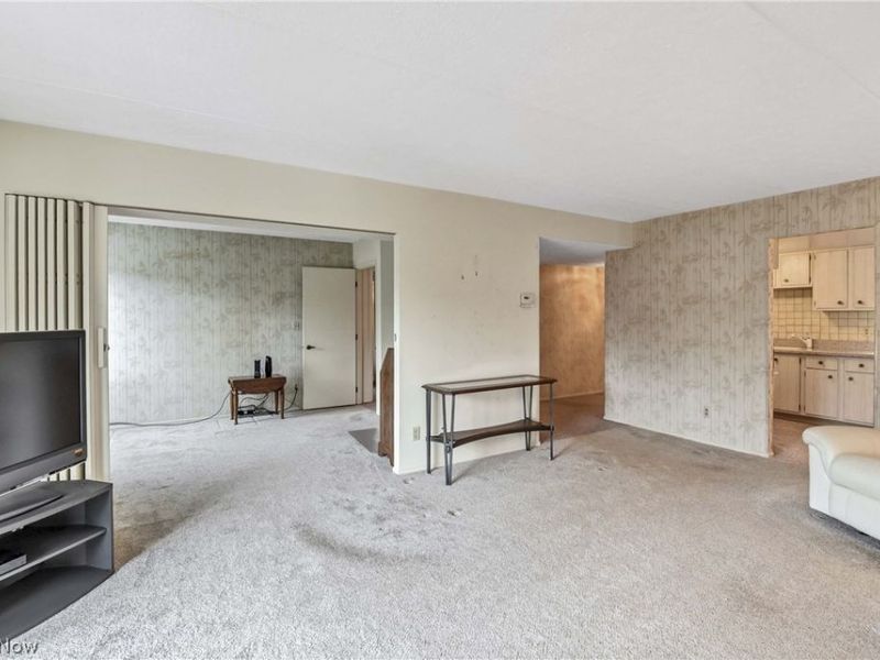 4849 Grace Road, Unit 122, North Olmsted, OH 44070 Photo 7