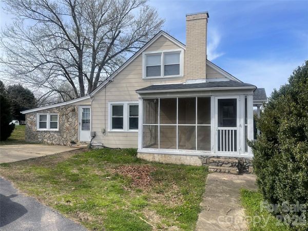 2490 Connelly Springs Road , Granite Falls, NC 28630