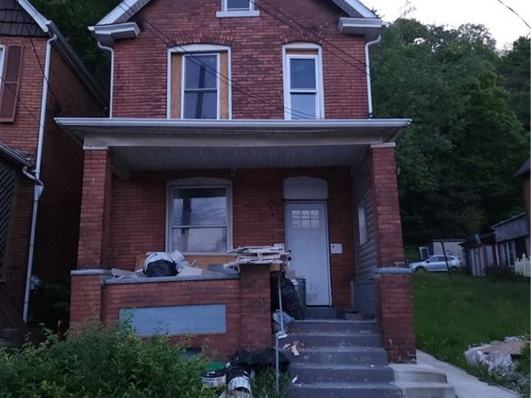 229 Freeport Rd, Creighton, PA 15030