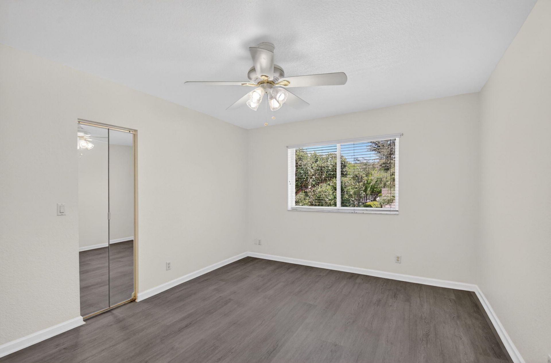 2806 S Evergreen Circle, Boynton Beach, FL 33426 Photo