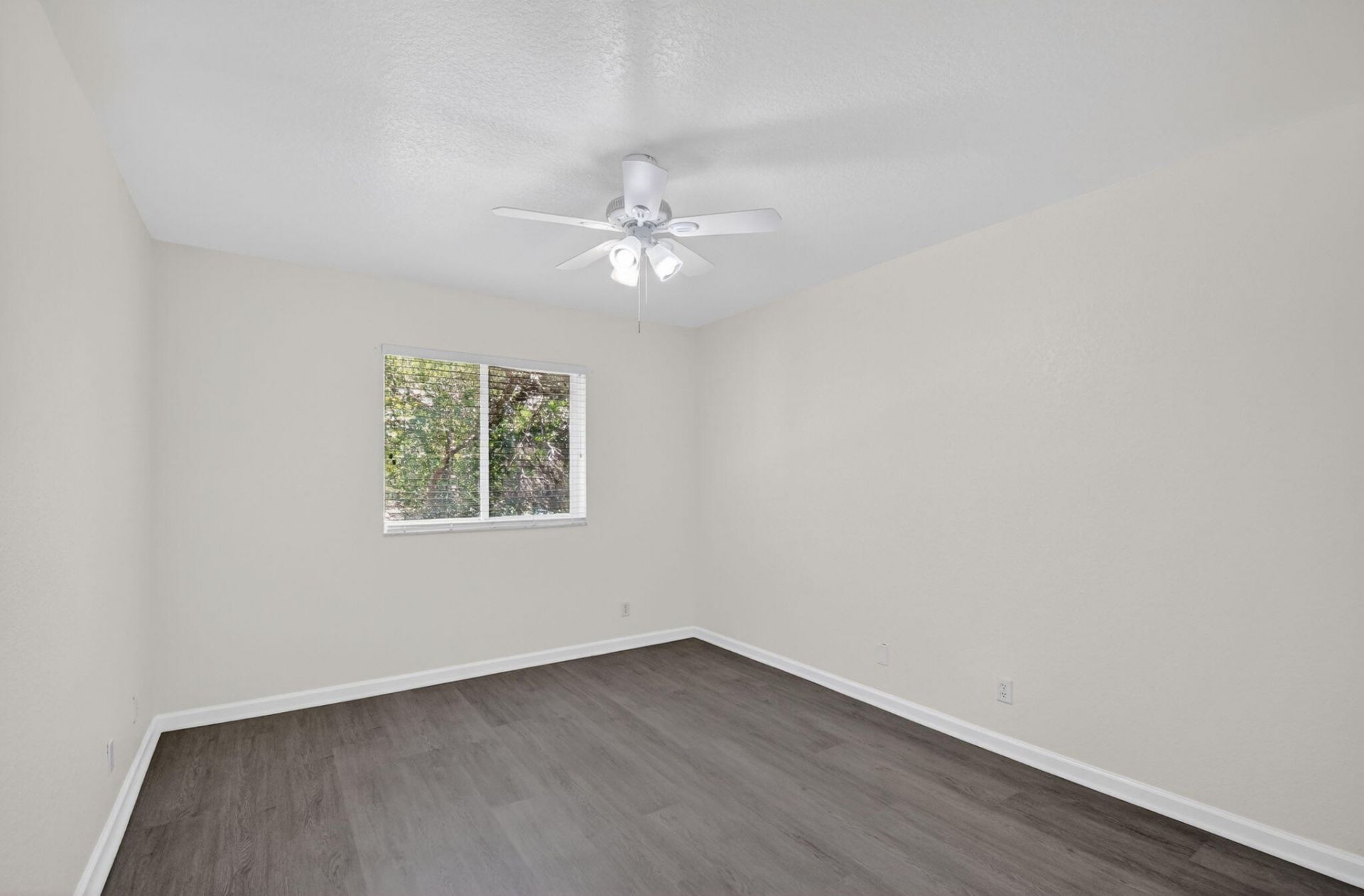 2806 S Evergreen Circle, Boynton Beach, FL 33426 Photo