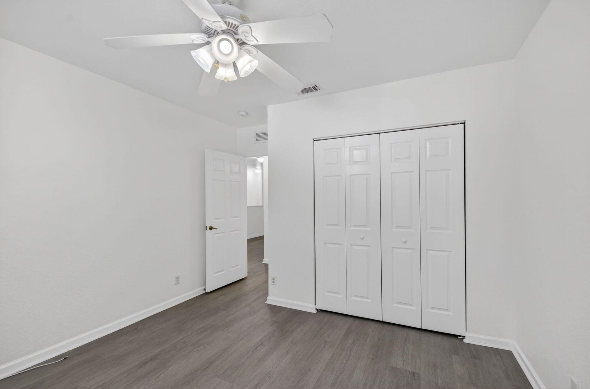 2806 S Evergreen Circle, Boynton Beach, FL 33426 Photo
